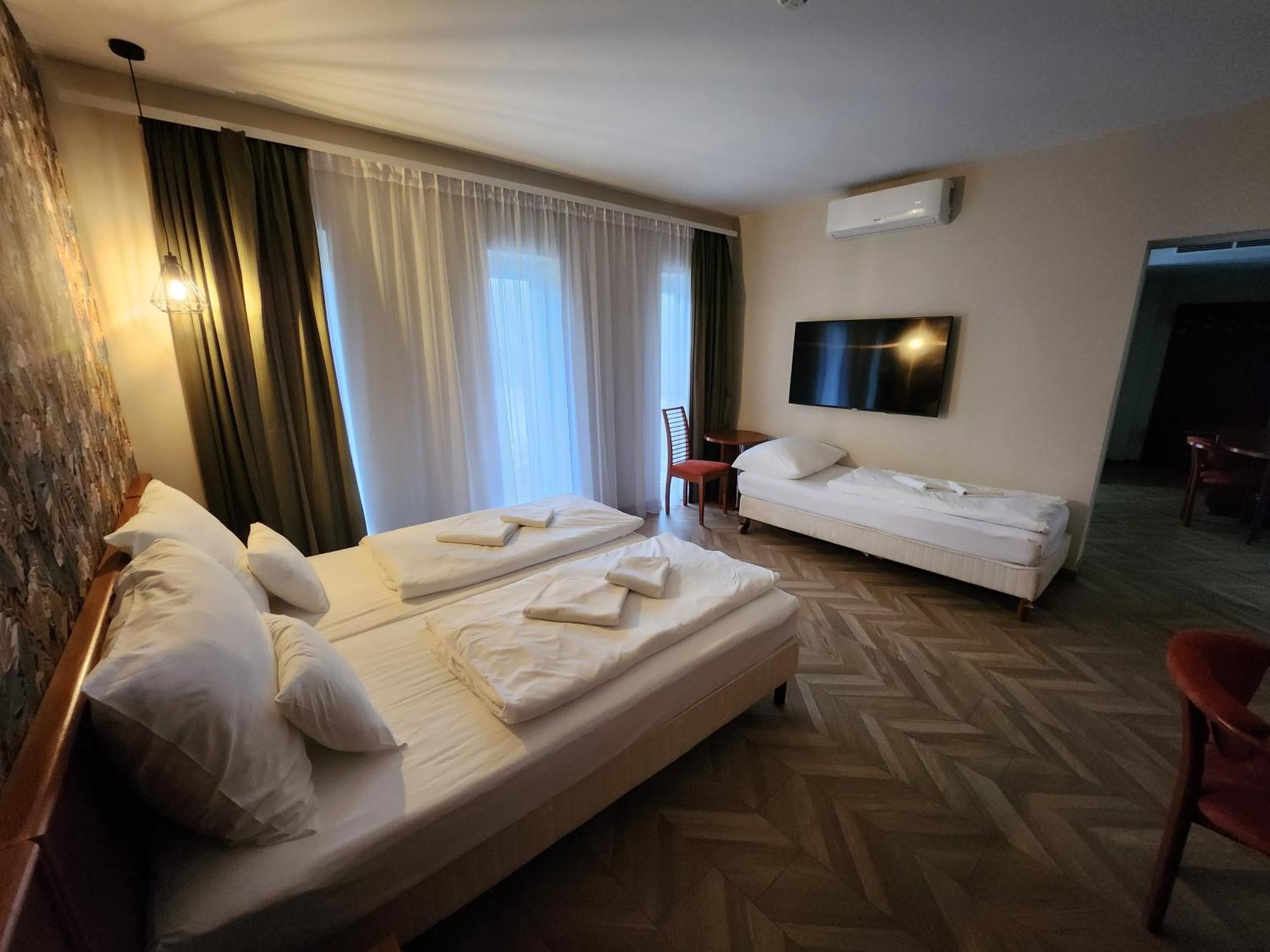 Hotel Csillag โทไก ภายนอก รูปภาพ